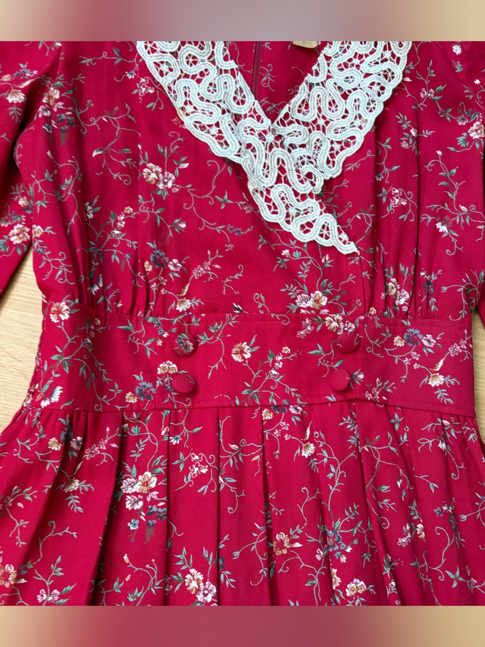 Vintage floral Red Lace-Trim Maxi Dress by SL Petites - Picture 2 of 8